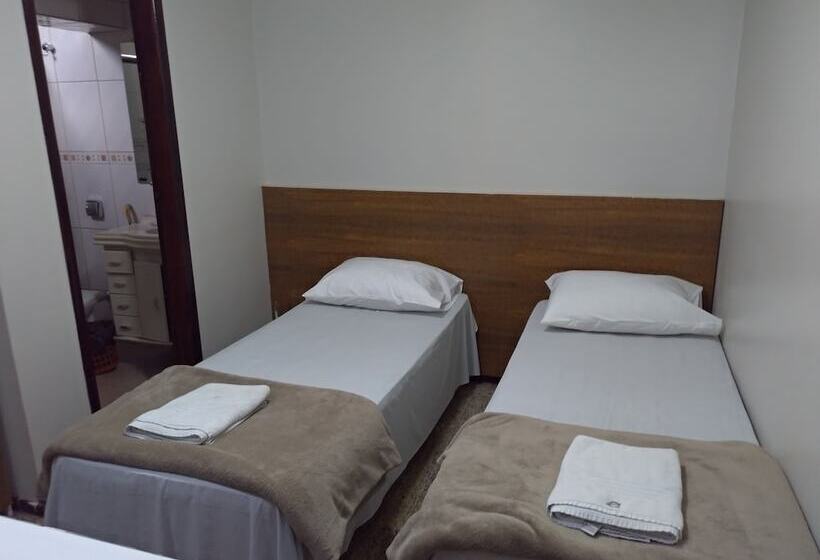 标准间, Econotel