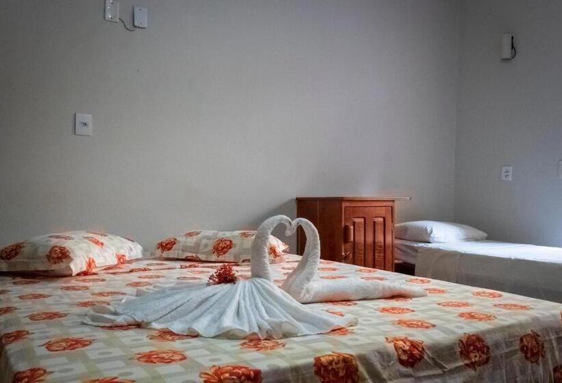 Семейный Номер, O Pharol Hostel E Pousada