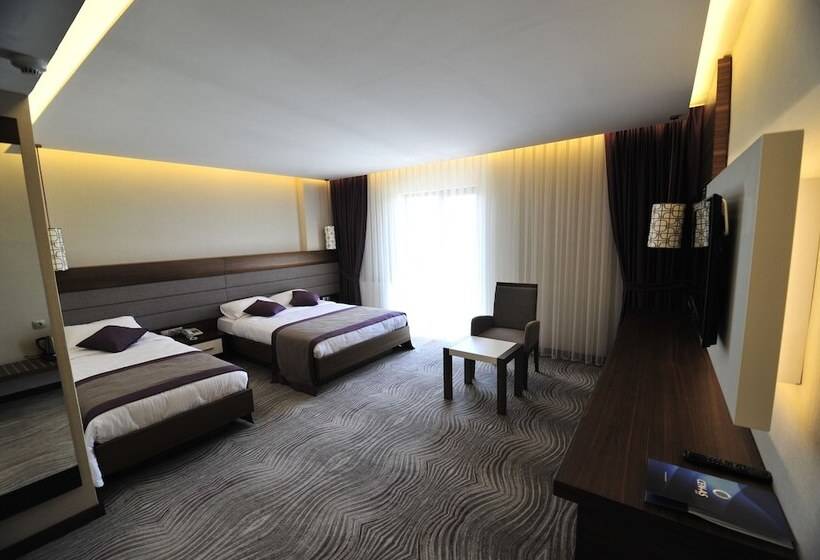 Номер Стандарт Трехместный, Grand Cenas