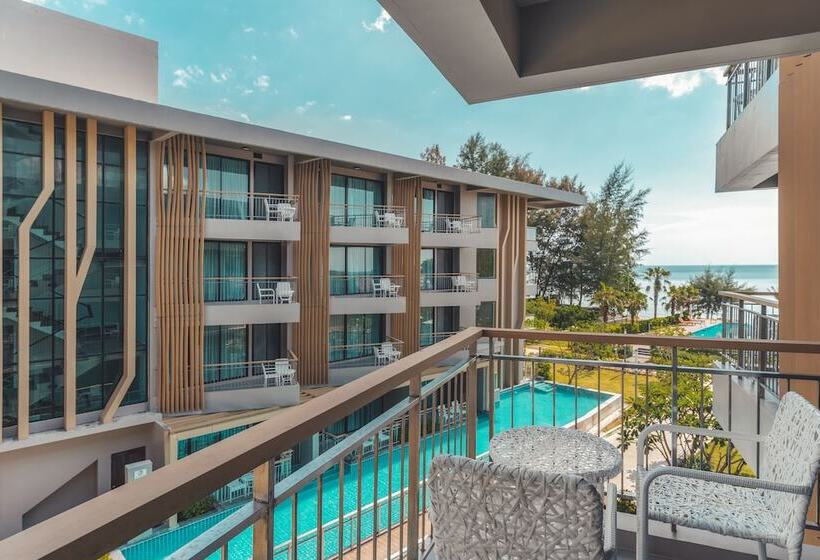 Номер Deluxe Вид на Бассейн, Sand Dunes Chaolao Beach Resort