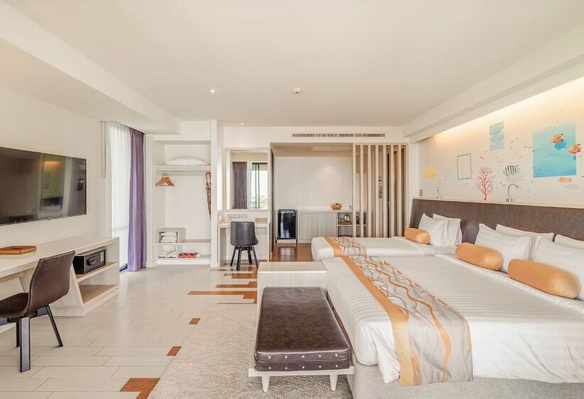 اتاق لوکس, Sand Dunes Chaolao Beach Resort