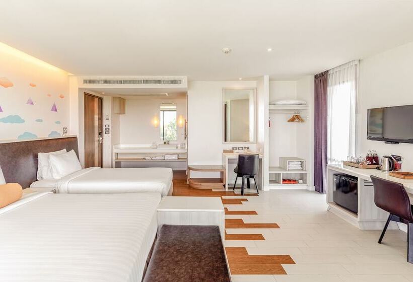 اتاق خانوادگی با چشم‌انداز دریا, Sand Dunes Chaolao Beach Resort