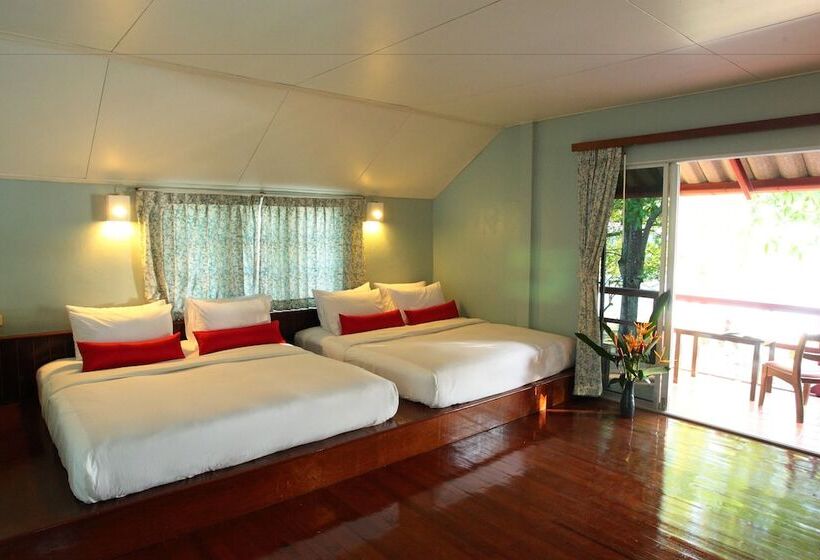 سوییت خانوادگی, Villa Cha Cha Chaolao Beach Resort