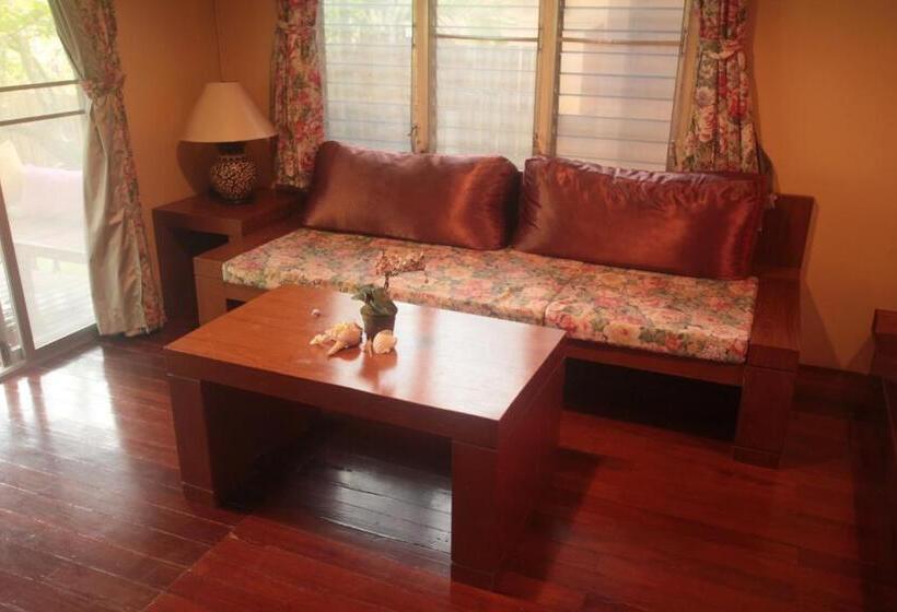 디럭스 방갈로, Villa Cha Cha Chaolao Beach Resort