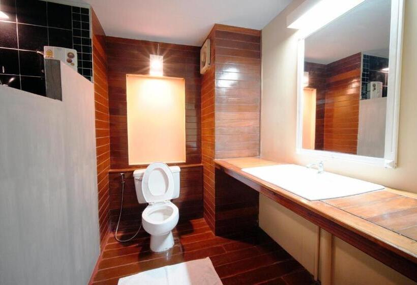 디럭스 방갈로, Villa Cha Cha Chaolao Beach Resort
