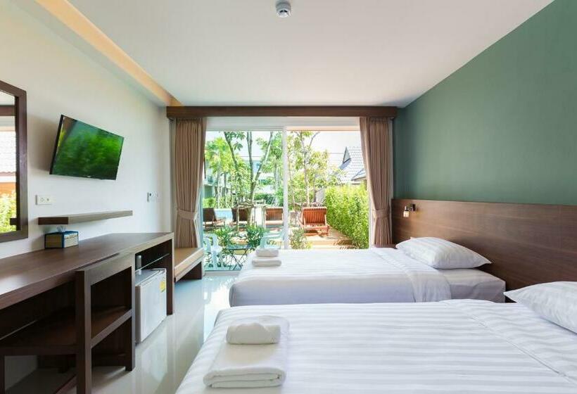 Номер Deluxe Вид на Бассейн, Parida Resort