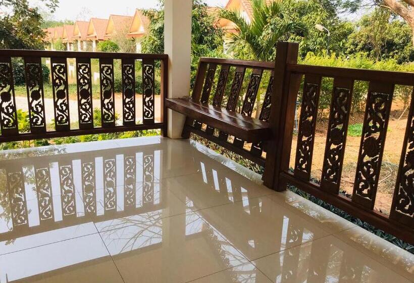ファミリールーム, Suan Luang Garden View
