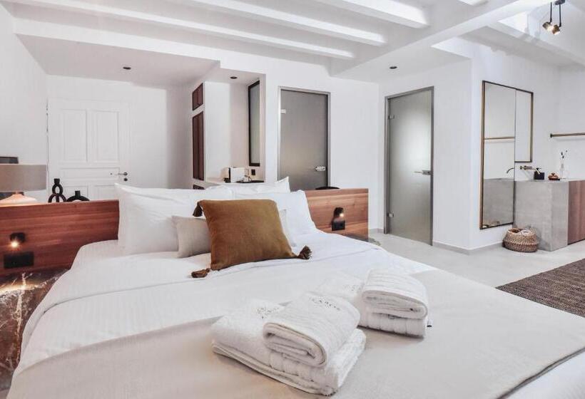 Люкс Superior, Ikaros Suites