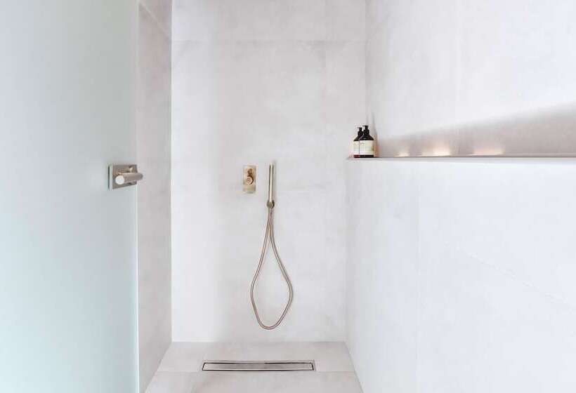 Люкс Повышенной Комфортности, Ikaros Suites