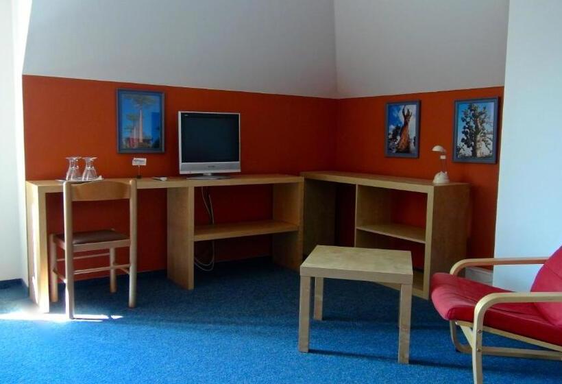 Четырехместный Номер Стандарт, Family Hotel Maxim
