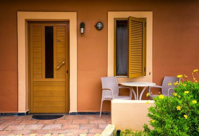 Студио Стандарт с Балконом, Eko Suites
