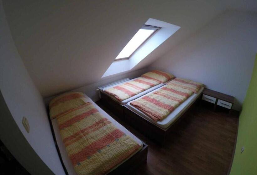 Family Suite, Penzion U Holuba