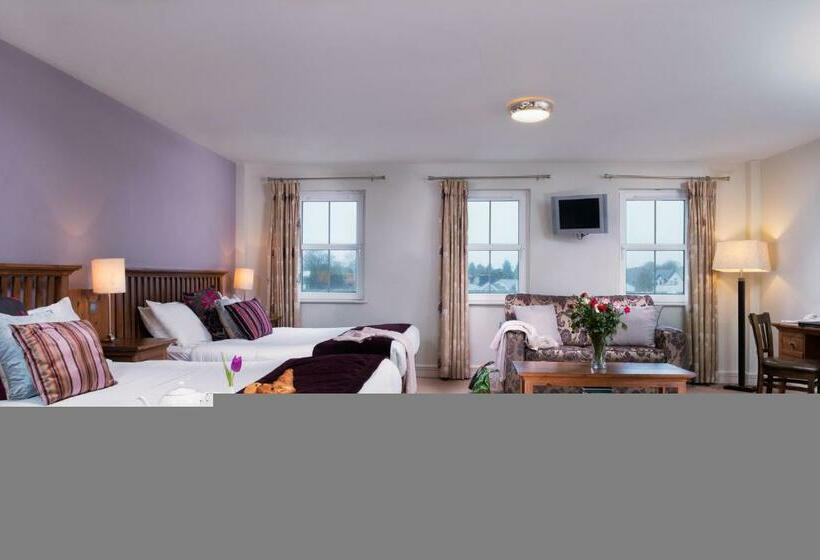 Семейный Номер, Coachmans Townhouse