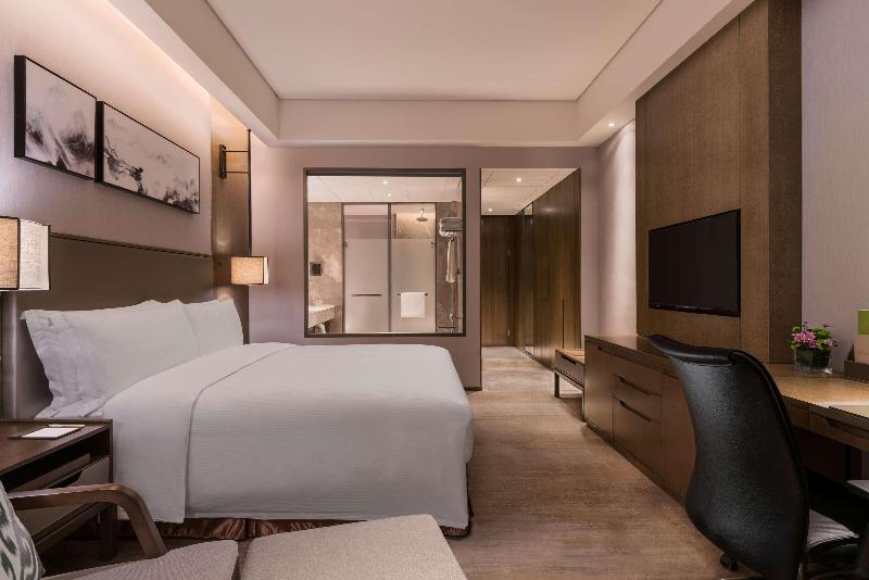اتاق اجرایی با تخت بزرگ, Doubletree By Hilton Hotel Shiyan
