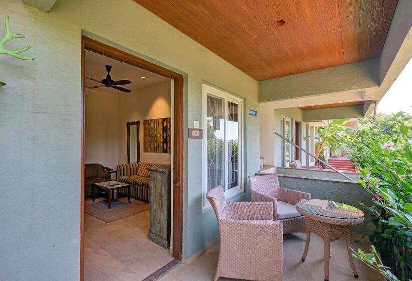 Люкс Вид на Сад, Ramsukh Resorts And Spa