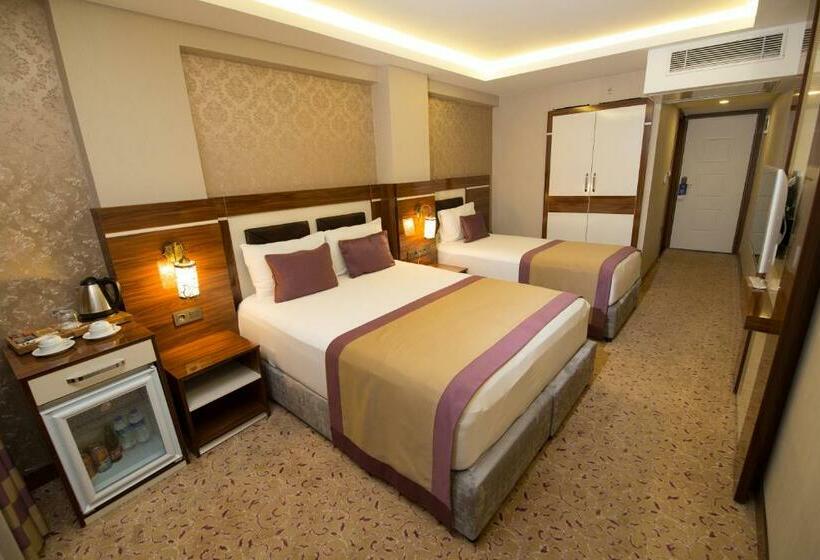 اتاق سوپریور سه تخته, Ruba Palace Thermal