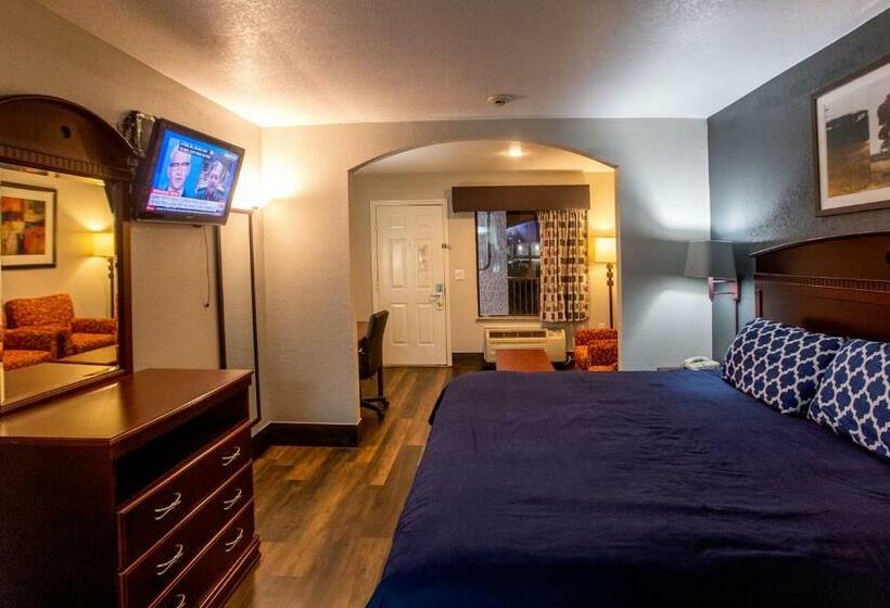 Люкс Кровать Кинг, Magnolia Inn And Suites