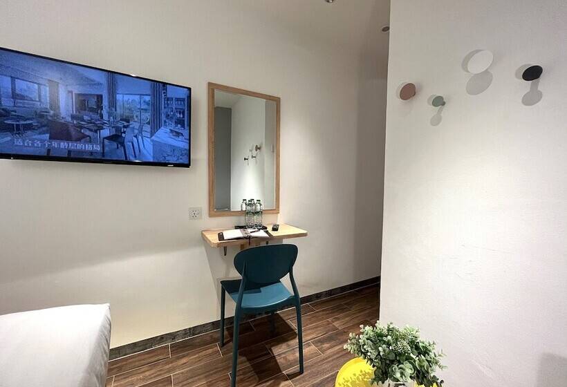اتاق استاندارد با تخت دو نفره بزرگ, Apple 1 Hotel Queensbay