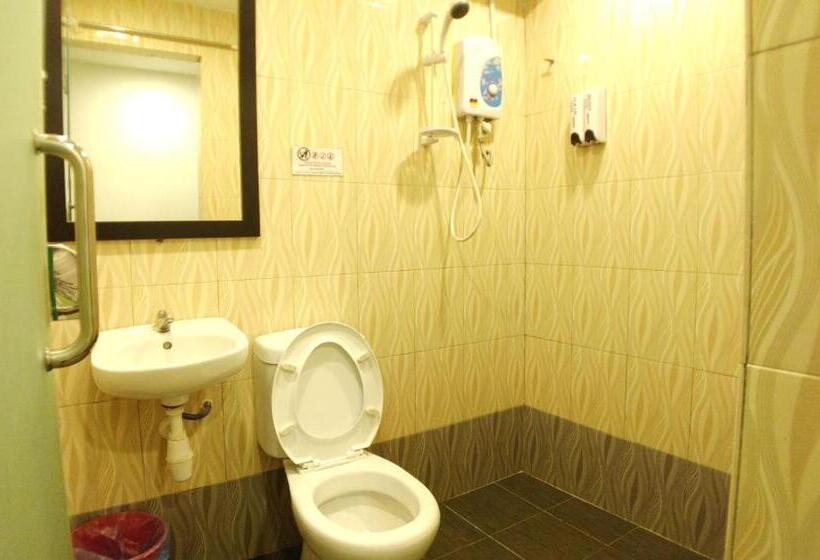 اتاق خانوادگی, Apple 1 Hotel Queensbay