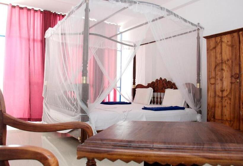 اتاق استاندارد با چشم‌انداز استخر, Paradise Beach Resort & Diving School