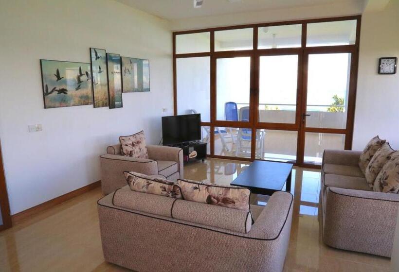 Deluxe Suite Sea View, Paradise Beach Resort & Diving School