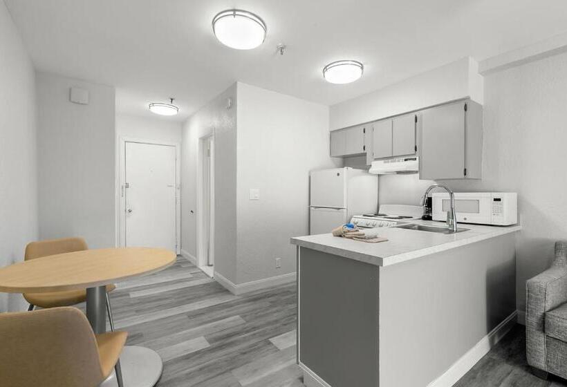 Студио Стандарт с Видом, Grand Shores West