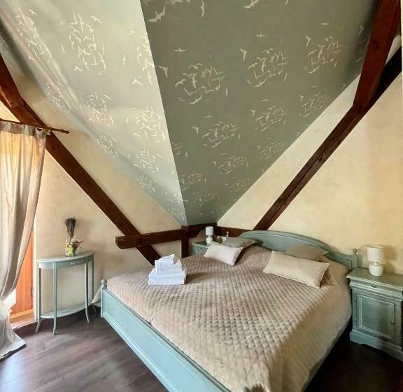Номер Стандарт с Балконом, Zámeček   Chateau Lány   Depandance Stroodel