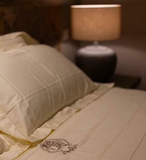 اتاق لوکس با تخت بزرگ, Corte Rossetti Relax Assoluto E Luxury Urban Spa