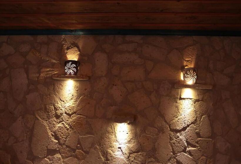 اتاق اکونومی, Stone Owl Otel & Restaurant