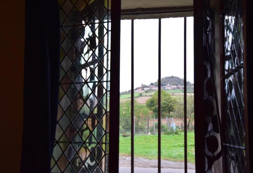 标准间, Chateau Des Aiguilles