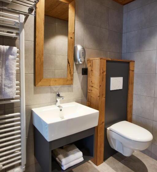Номер Премиум, Moontain Hostel