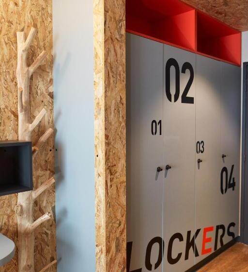 Номер Стандарт Четырехместный Совместный Санузел, Moontain Hostel