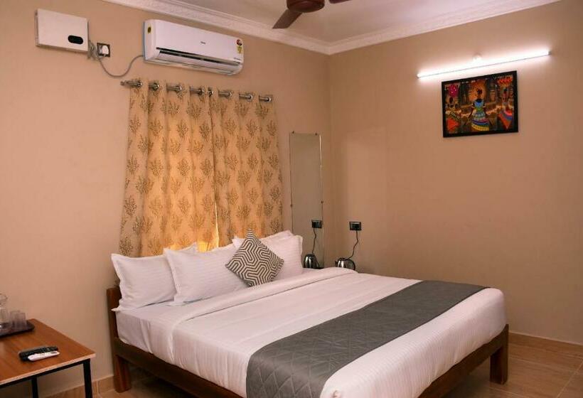 行政三人间, Le Premier Inn   With A Swimming Pool , Beside The Bay !