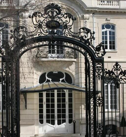 Люкс Повышенной Комфортности, Les Suites Champenoises