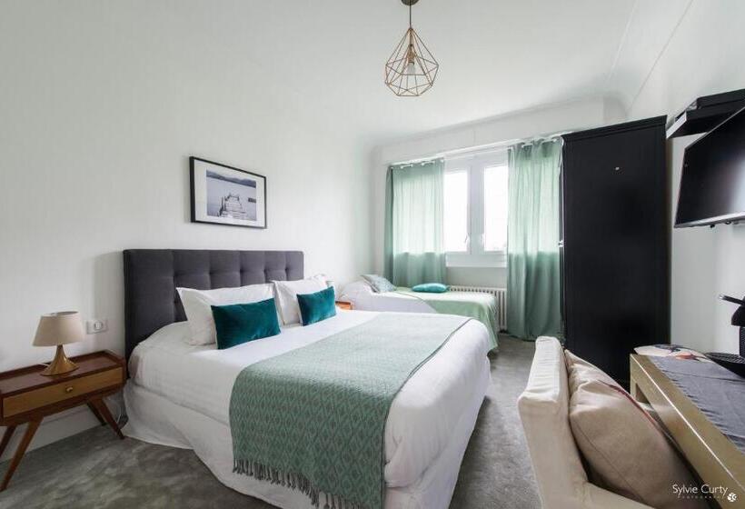 Номер Стандарт Трехместный, Villa Verde La Rochelle
