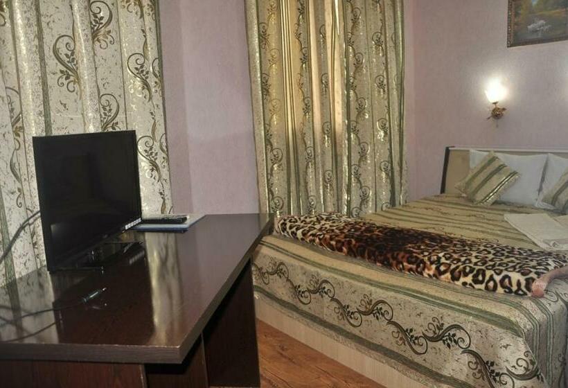 غرفة قياسية, Ratmina