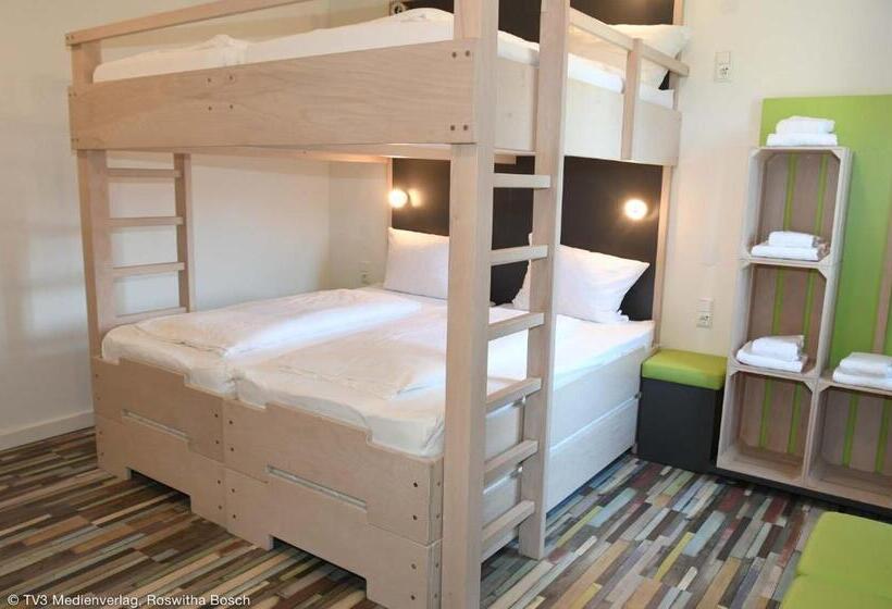 스탠다드 5인객실, Hostel Art & Style
