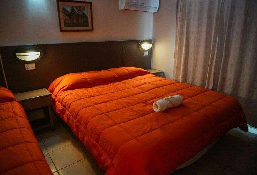 Номер Стандарт Трехместный, Italia