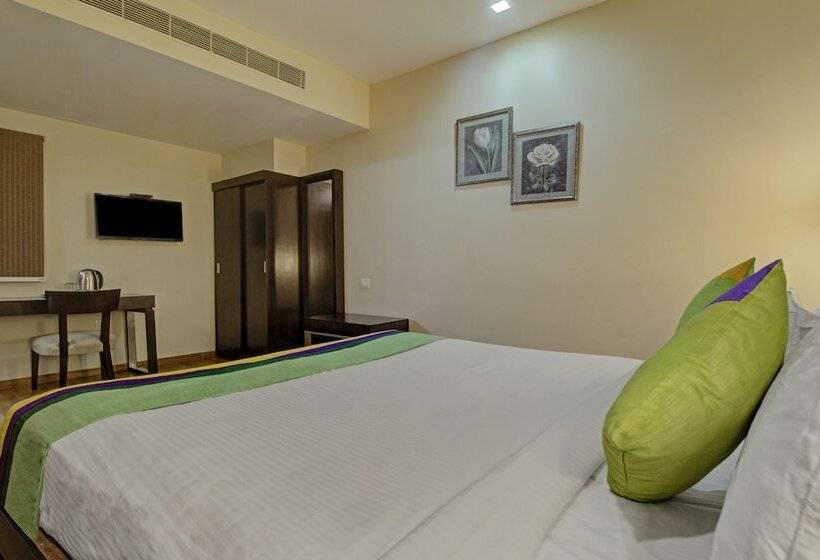 디럭스 룸, Treebo Alankar Inn