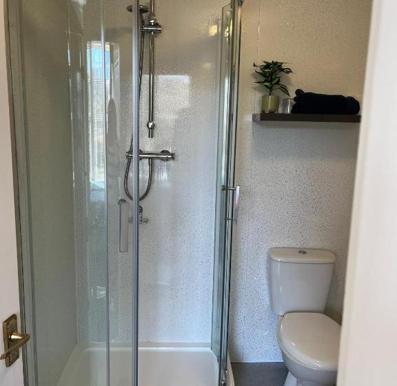 Семейный Номер, Y Garth Guesthouse