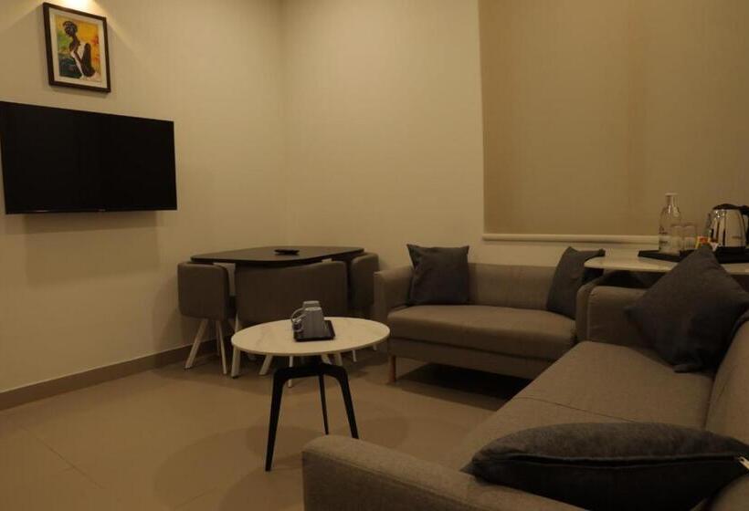 Люкс Повышенной Комфортности, Dreamotel Luxury Suites