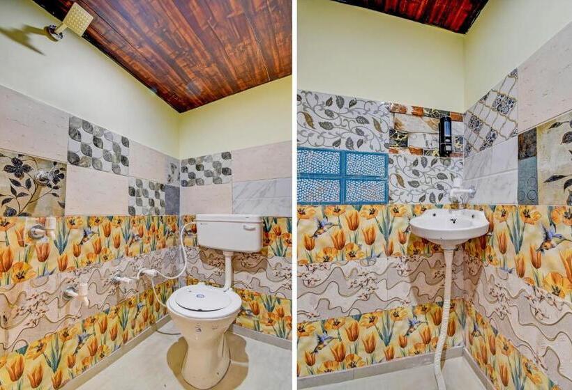 Трехместный Номер Классика, Oyo Flagship Royal Star Residency
