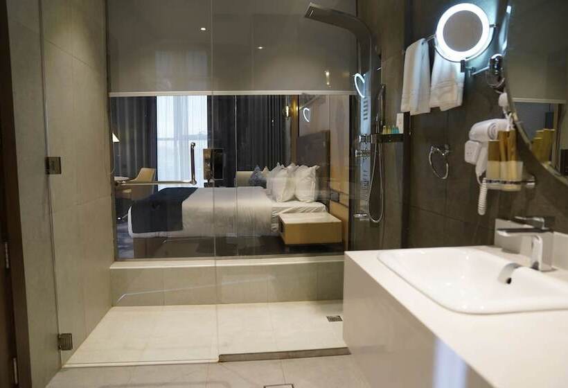 Президентский Люкс, Best Western Plus Danat Almansak