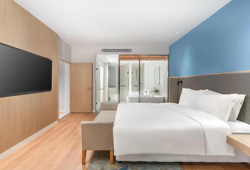 스위트 킹사이즈 침대, Holiday Inn Express Dandong City Center, An Ihg