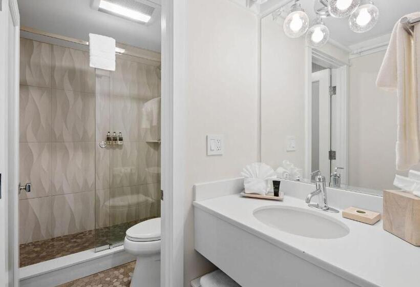 Стандартный Номер Кровать Кинг, Pelham House Resort