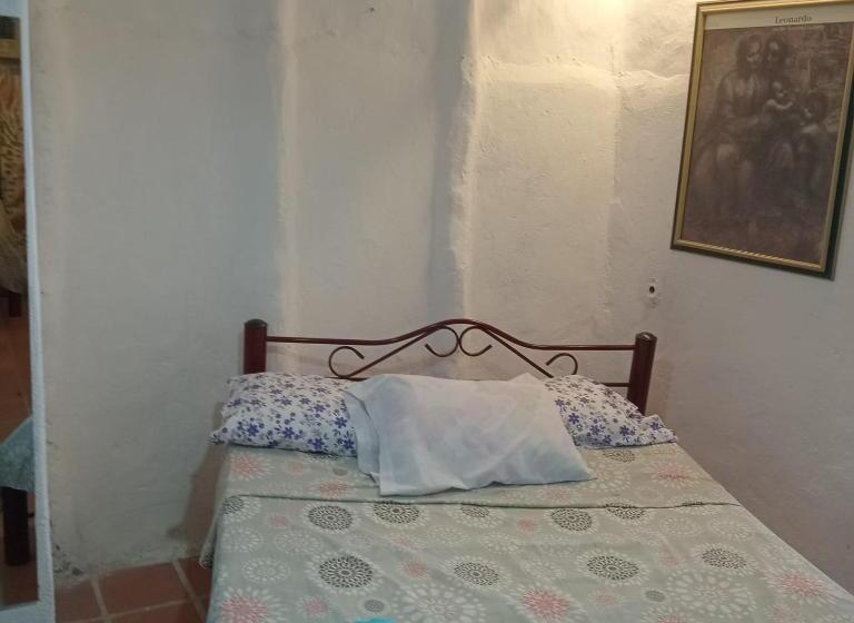 Номер Стандарт, Hostal Rolled
