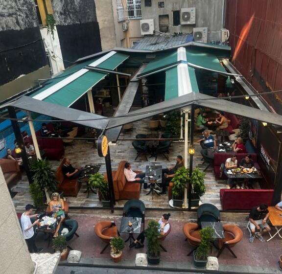 شقة غرفة واحدة, Konak Suite İn The Bar Street