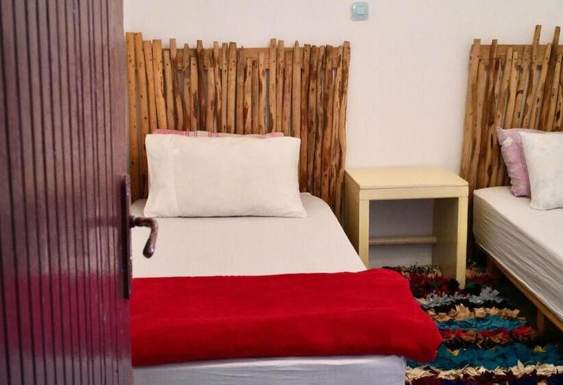 Номер Стандарт, Surf House Desert Point