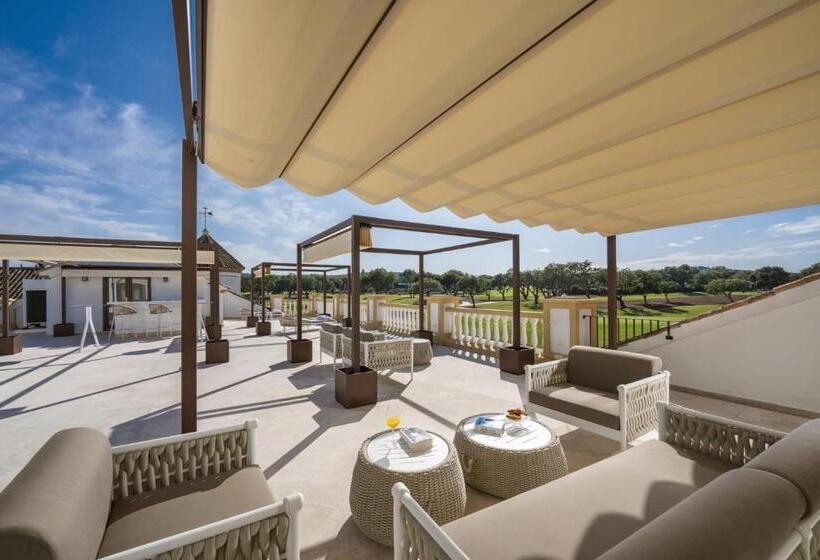 اتاق استاندارد, Royal Suite At The San Roque Club