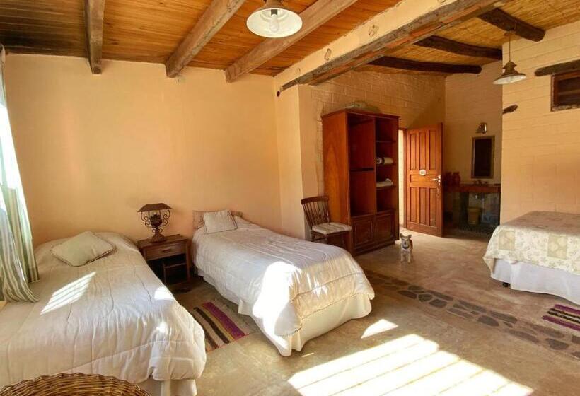 经典四人房间, Hosteria Castillos De Huichaira
